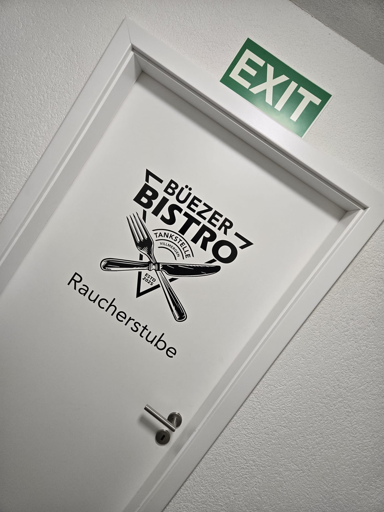 Büezer Bistro & Tankstelle GmbH, Anglikerstrasse 83 in Villmergen