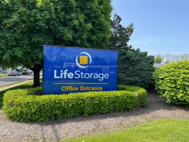 Images Life Storage - Ocean Township
