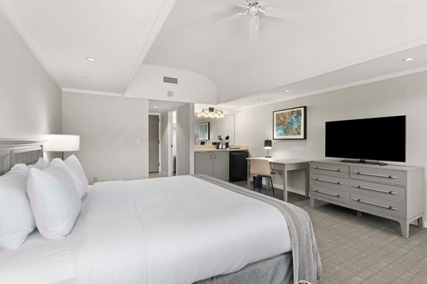 Images Waynesville Inn and Golf Club, Tapestry Collection by Hilton