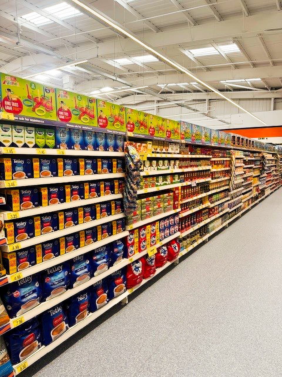 Images B&M Store with Garden Centre