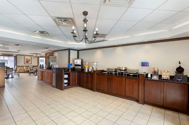 Images Best Western Mill River Manor
