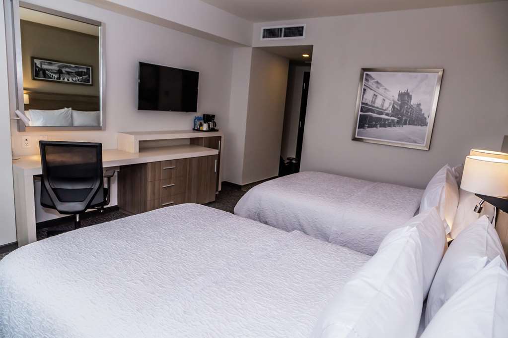 Images Hampton Inn & Suites by Hilton Puebla