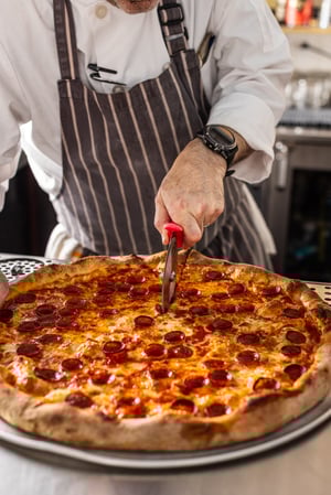 Images Stretch Pizza