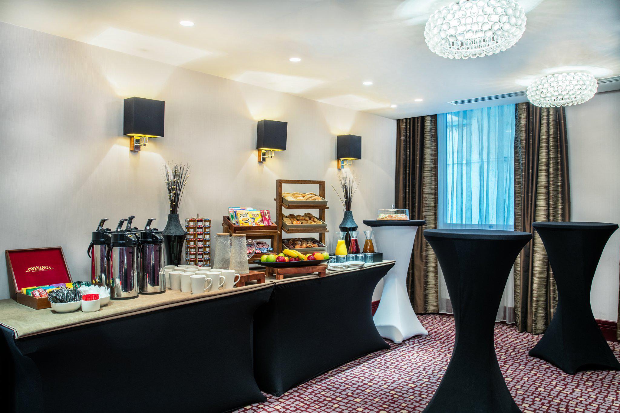 Images Crowne Plaza London - Ealing, an IHG Hotel