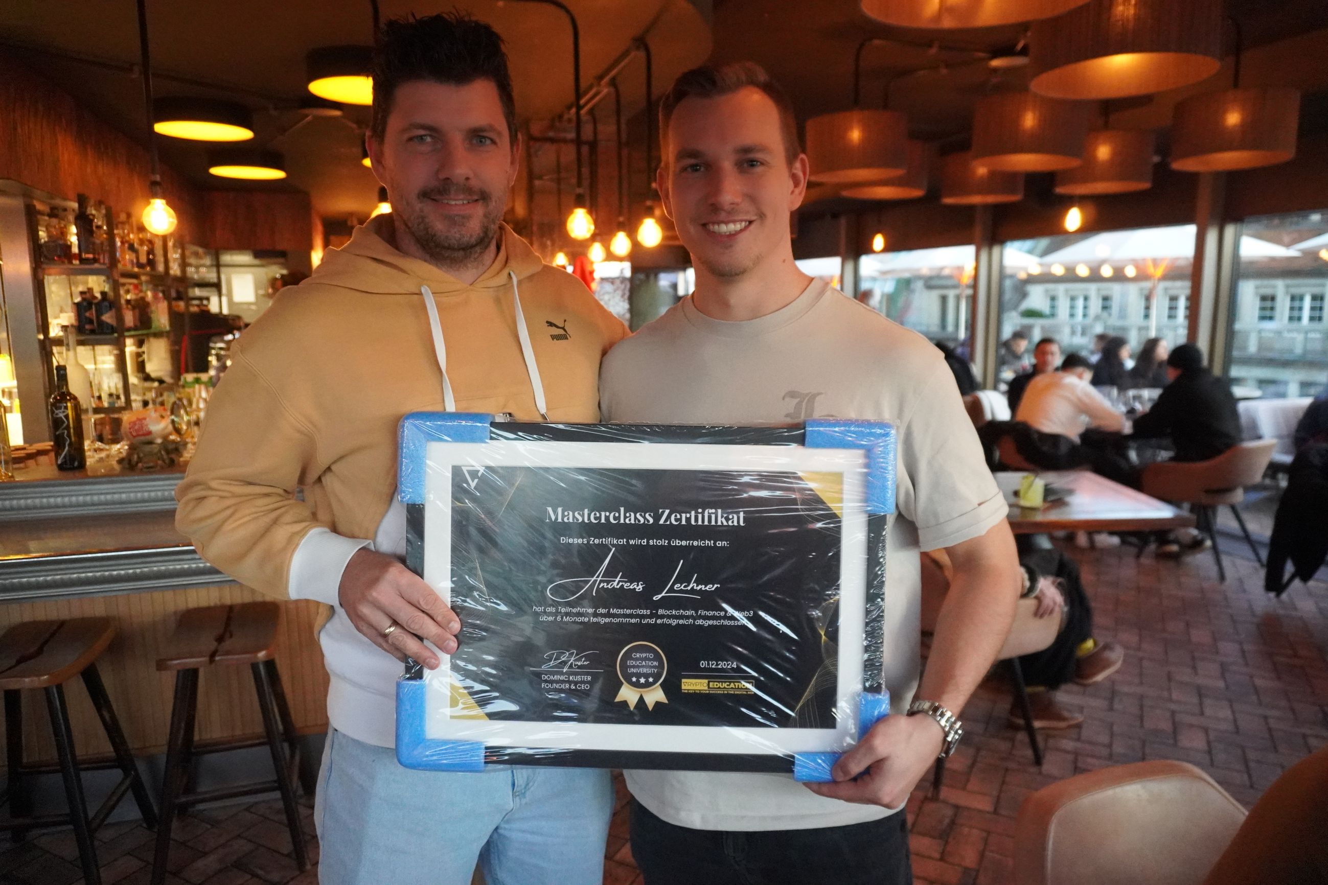 Bilder Crypto-Education GmbH