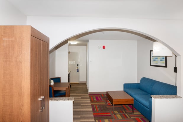 Images Holiday Inn Express & Suites Stroudsburg-Poconos by IHG