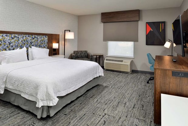 Images Hampton Inn & Suites Las Vegas Airport