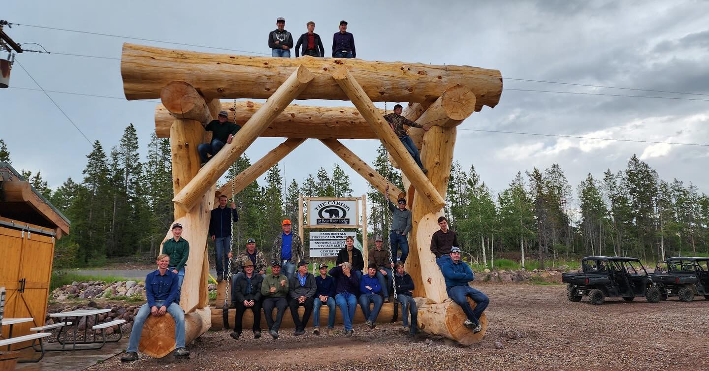 The Cabins at Bear River Lodge Image