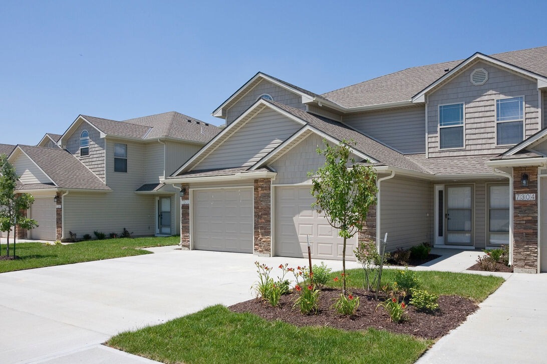 Arbor Mist Townhomes