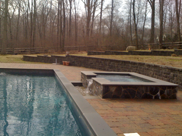 Images Rick Pinto Swimming Pools Inc.