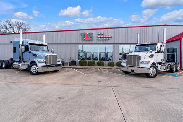 Images TLG Peterbilt - Fort Smith