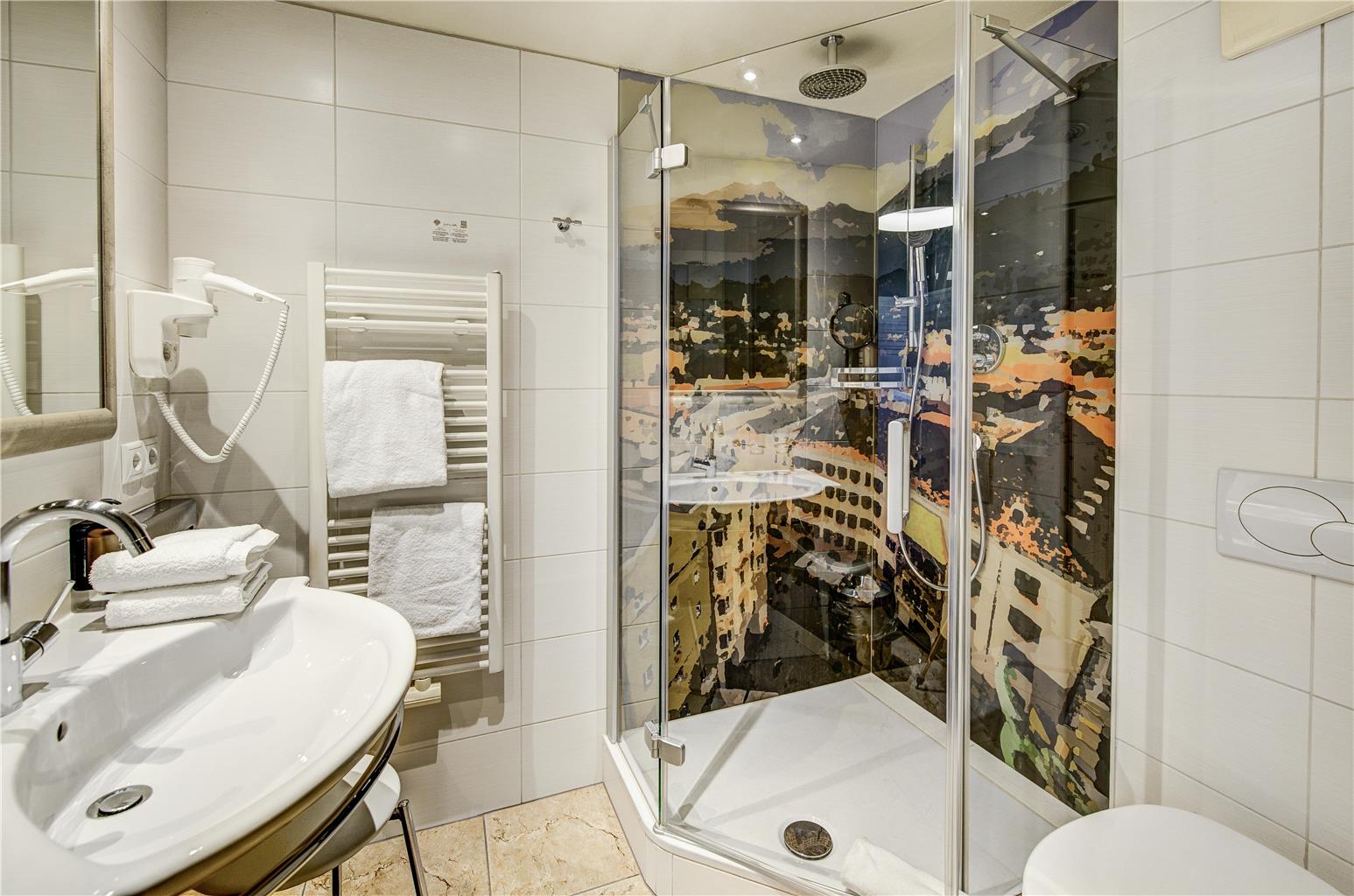 Hotel Goldener Adler, BW Signature Collection, Herzog - Friedrich Str 6 in Innsbruck