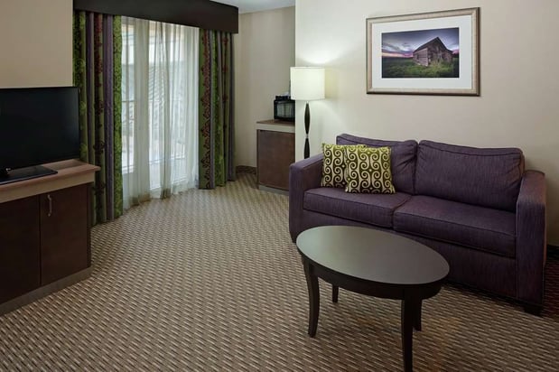 Images Hilton Garden Inn Hartford North/Bradley Int'l Airport