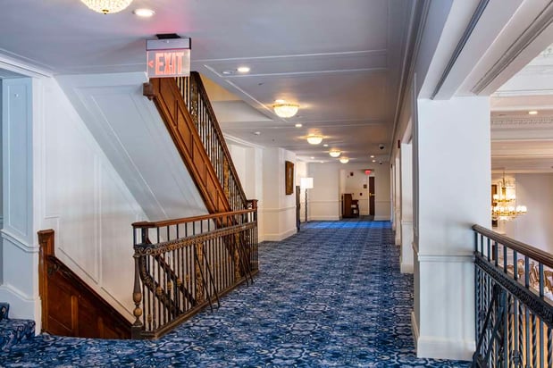 Images The Yorktowne Hotel, Tapestry Collection by Hilton