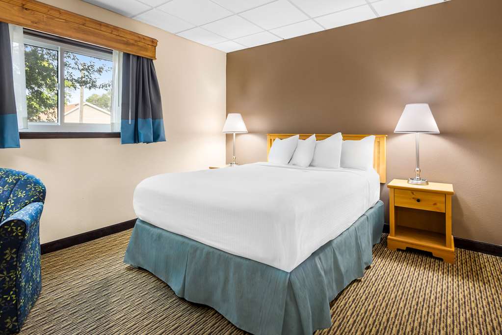 Queen Suite