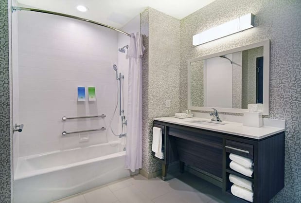 Images Home2 Suites by Hilton Beloit