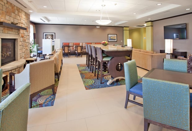 Images Holiday Inn Express & Suites St. Joseph by IHG