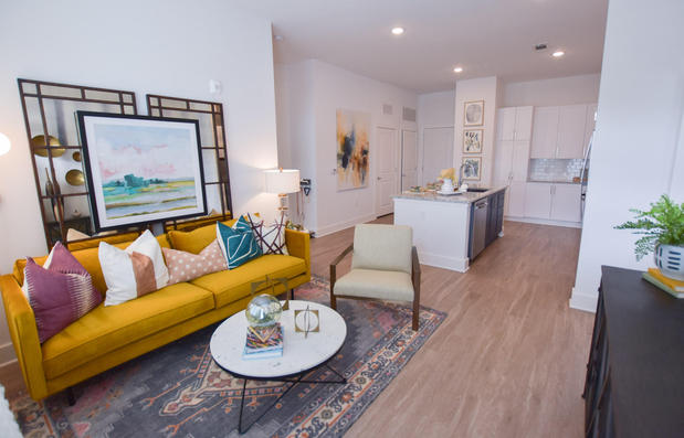 Images The Ivy at Ariston