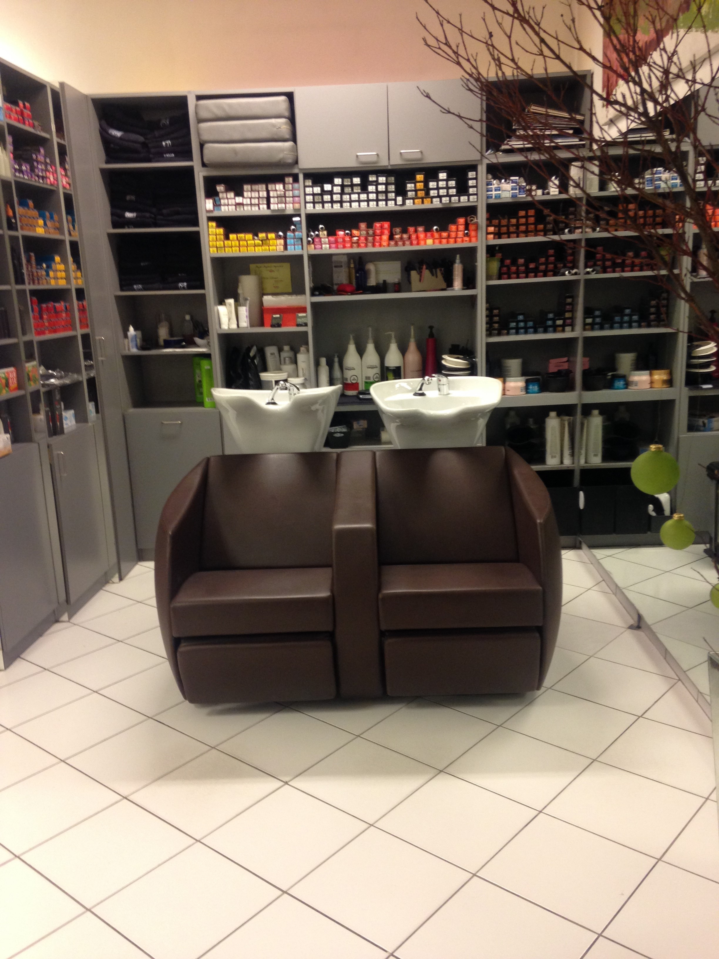 Frisör L'Altra, Wiener Straße 100 in Klosterneuburg