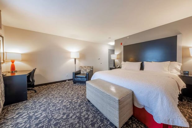 Images Hampton Inn & Suites DuPont