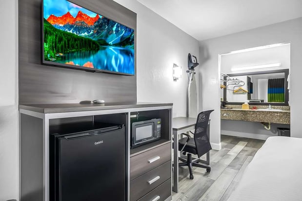 Images SureStay by Best Western Oklahoma City West