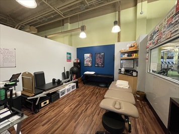 Images RUSH Physical Therapy - Wrigleyville FFC