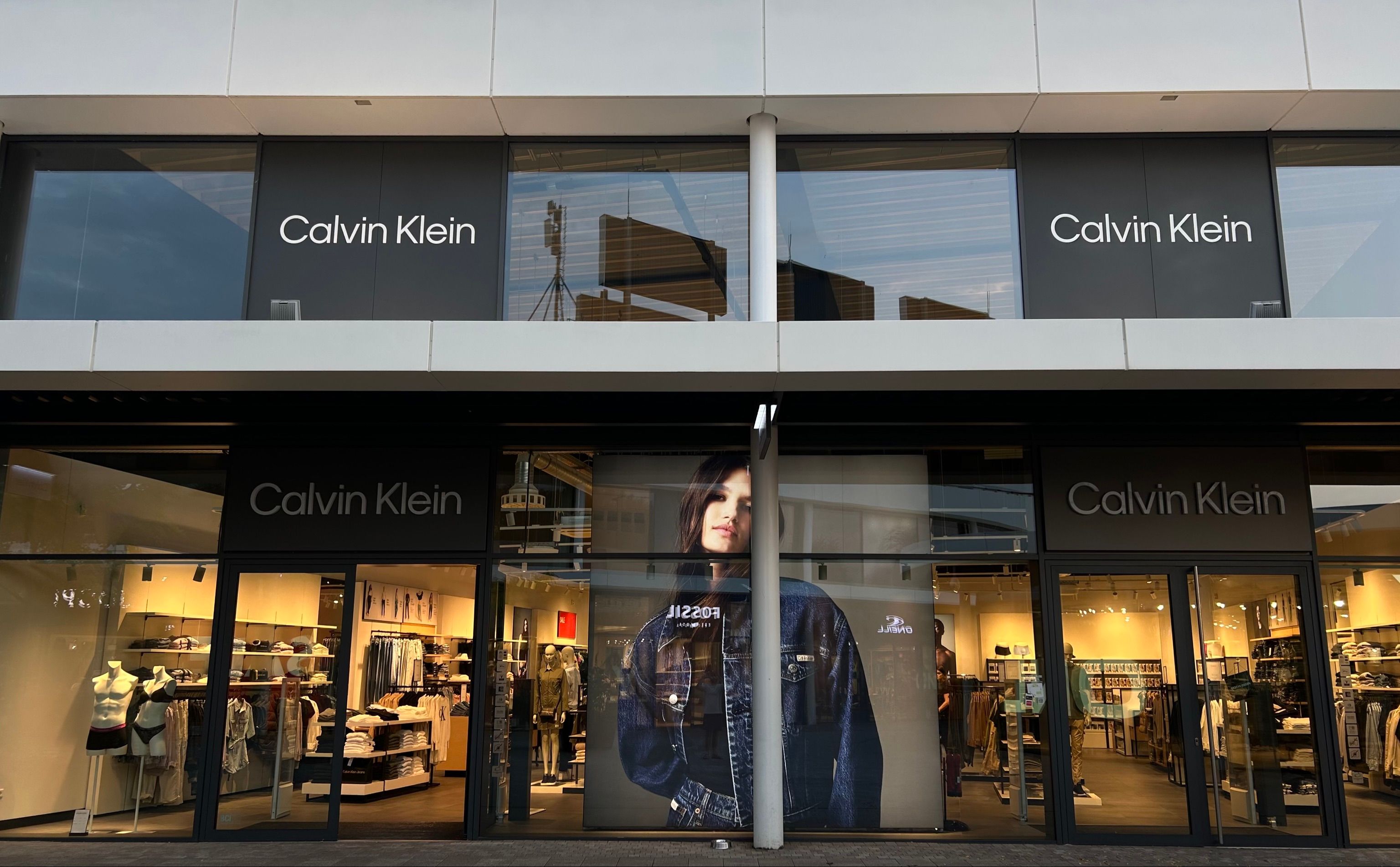 Calvin Klein Outlet in Montabaur - Logo