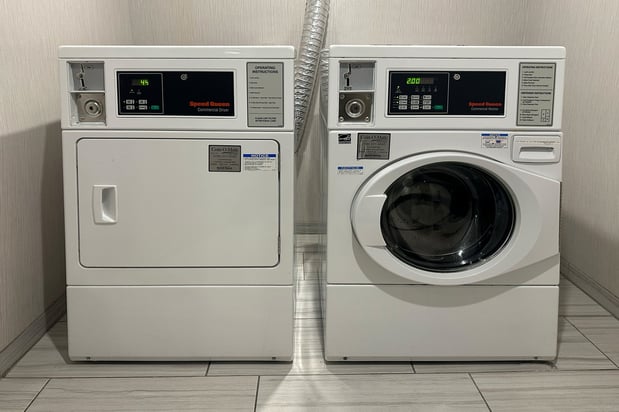 Images Holiday Inn Express & Suites Chicago West - St Charles by IHG