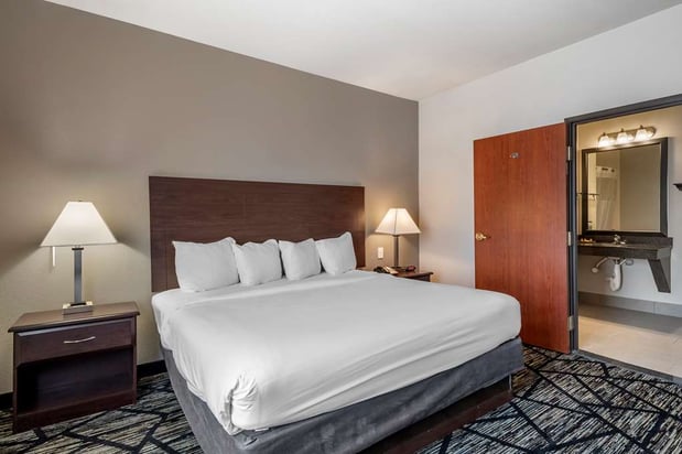 Images Best Western Plus McKinney Inn & Suites