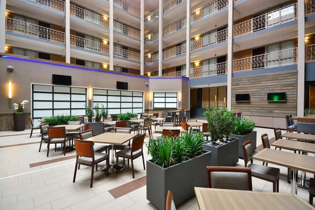 Images Embassy Suites by Hilton Denver Central Park