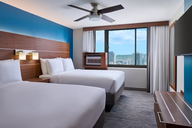 Images Holiday Inn Express Waikiki by IHG