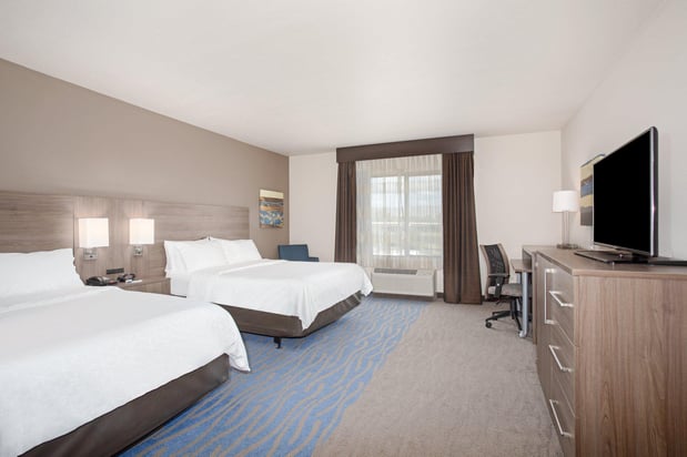 Images Holiday Inn Express & Suites Manhattan by IHG