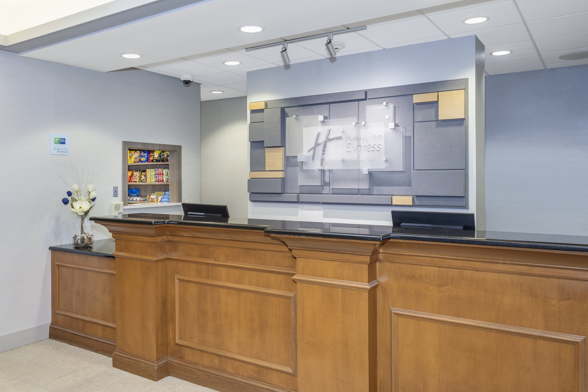 Holiday Inn Express & Suites Riverhead - Long Island by IHG Image