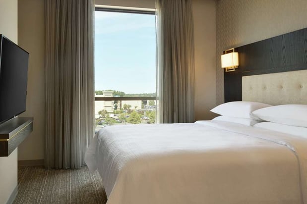 Images Embassy Suites by Hilton Syracuse Destiny USA