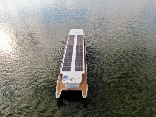 Bilder Solarwaterworld Hafen: Schiffsrundfahrten und Sightseeing Touren in Berlin mit Solar-Katamaran