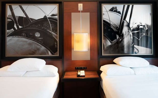 Images DoubleTree by Hilton Hotel & Suites Charleston Airport
