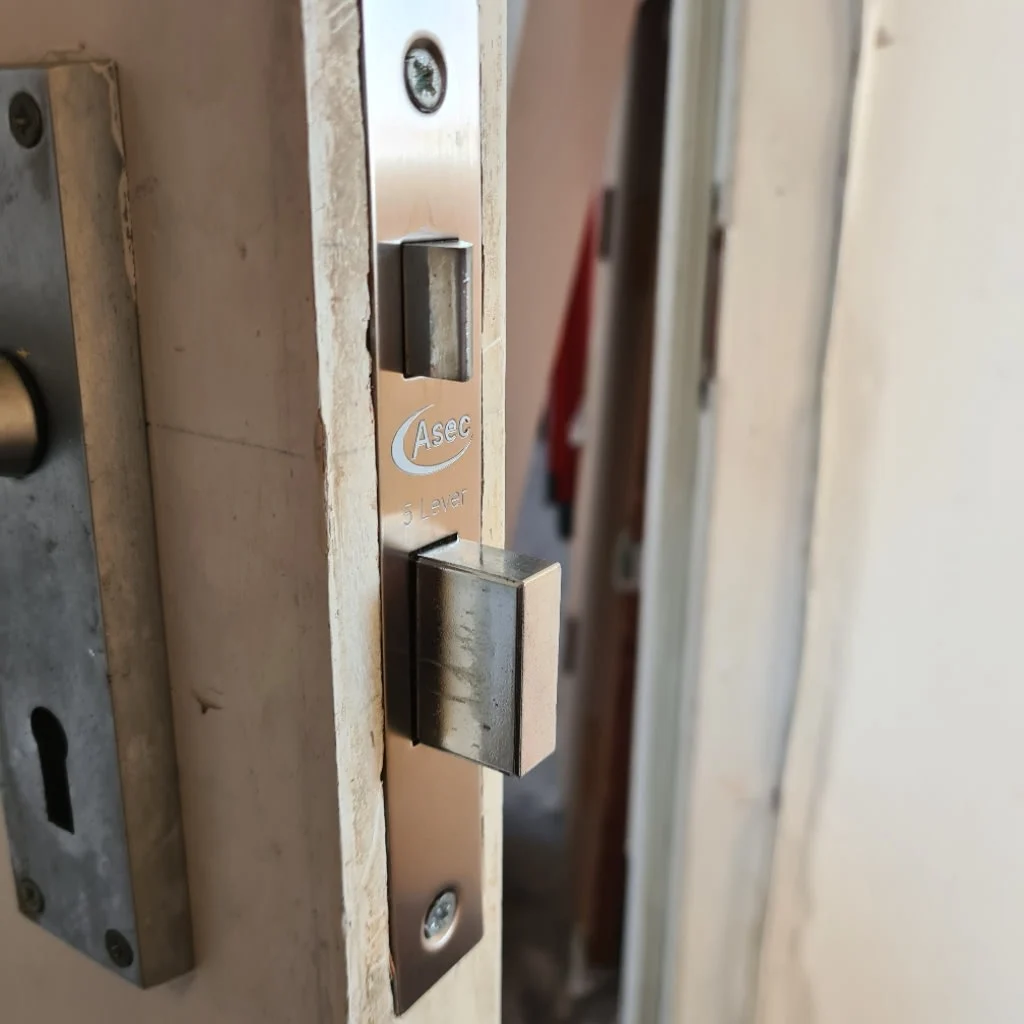 Images KG Lock & Safe Ltd