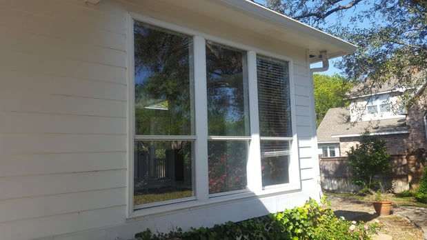 Images Glass Doctor of The Gulf Coast