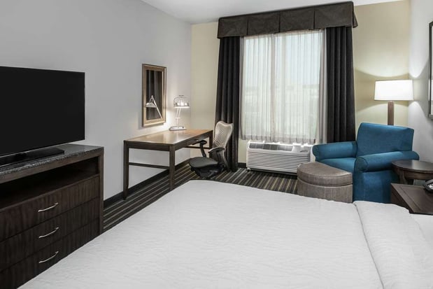 Images Hilton Garden Inn San Antonio At The Rim