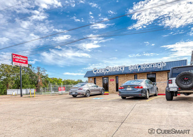 Images CubeSmart Self Storage