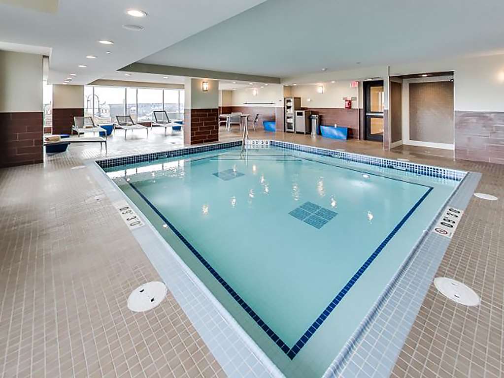 Images DoubleTree by Hilton Edmonton Downtown