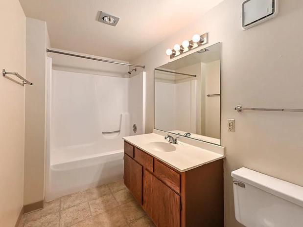 Images Rivers Edge Apartments