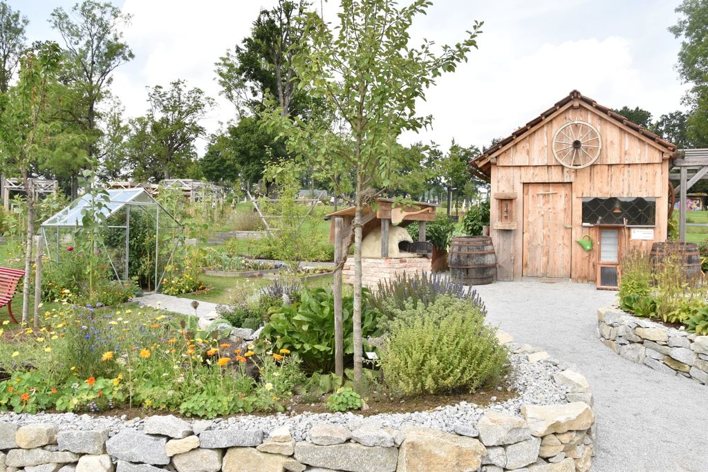 Bild 17 von GWK Garten Wohnraum Knapp