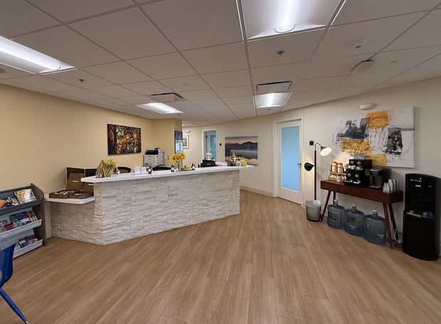 Images LifeStance Therapists & Psychiatrists Burbank