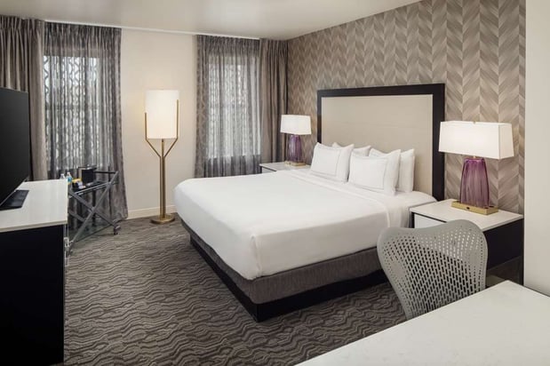 Images DoubleTree Suites by Hilton Hotel Detroit Downtown - Fort Shelby