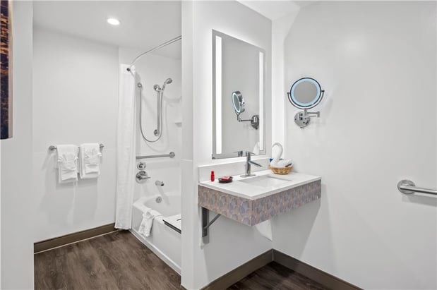 Images SureStay by Best Western Santa Monica