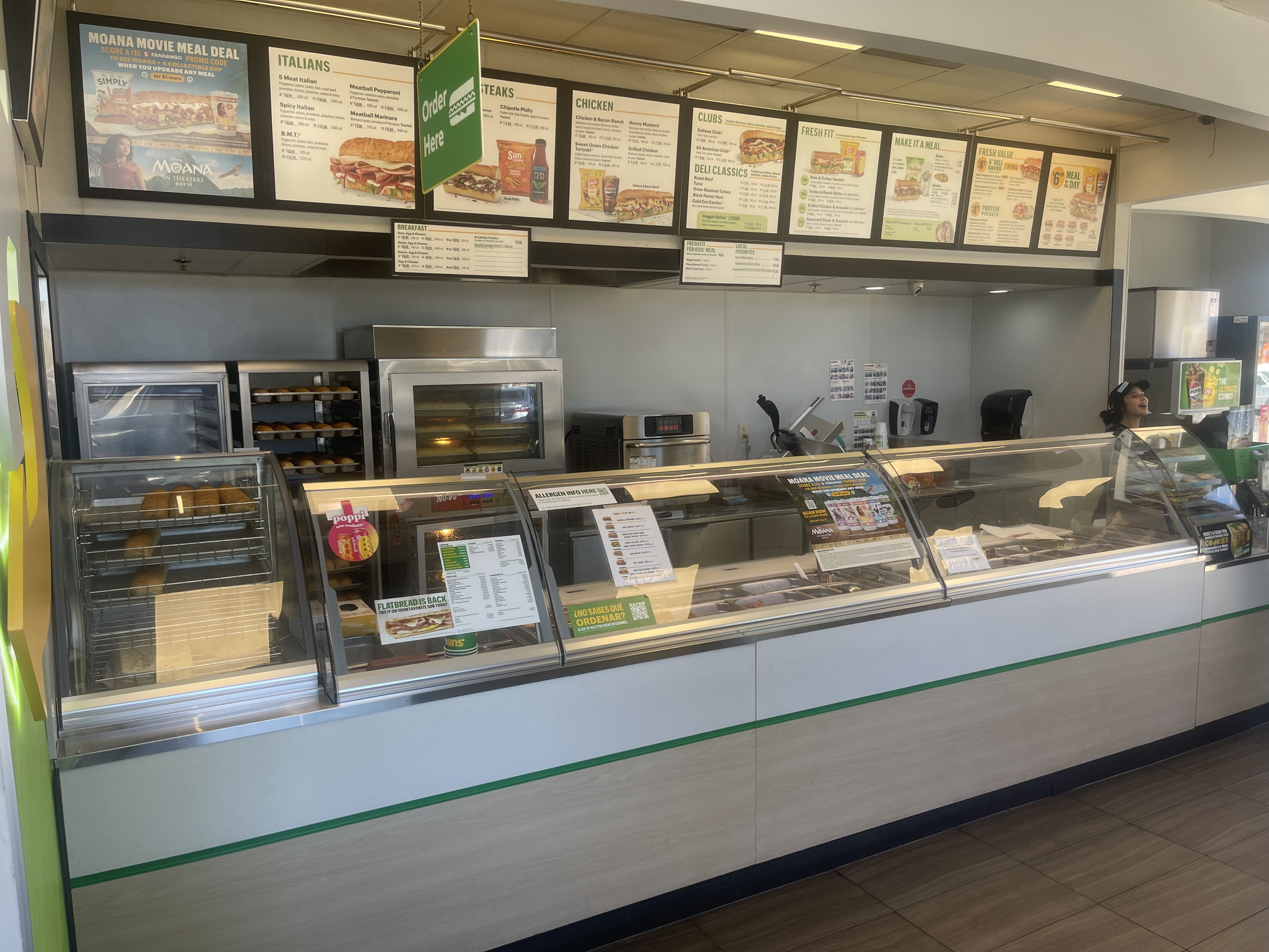 inside counter left abgle
