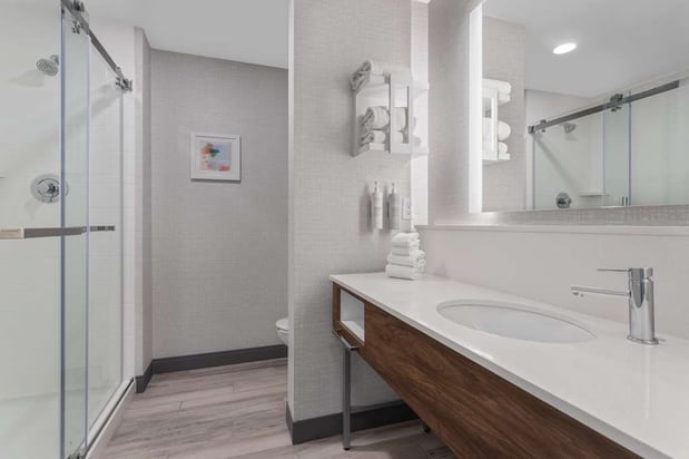 Images Hampton Inn & Suites Lincoln Northeast I-80
