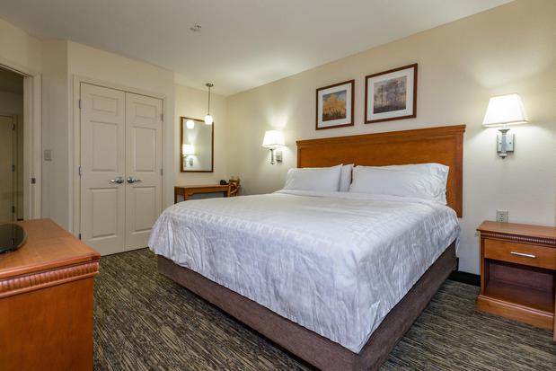 Images Candlewood Suites Mobile-Downtown by IHG