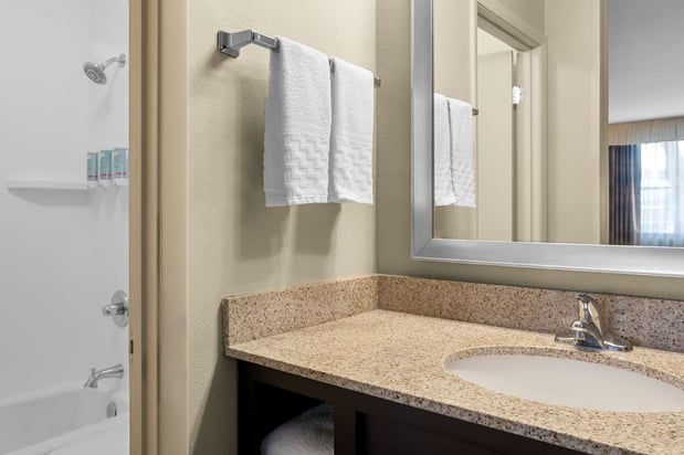Images Best Western Newport Inn